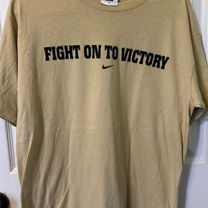 Nike West Point Army medium tshirt
